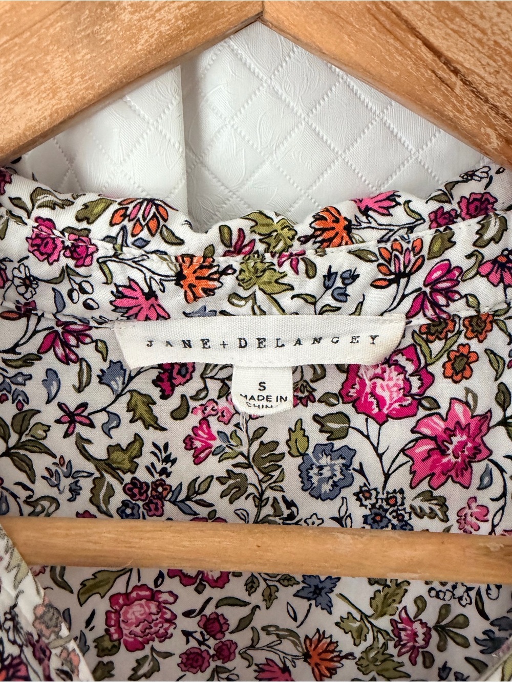 Jane and Delancey Pink Multi Floral Button-Front Short Sleeve Shirt - Picture 3 of 8